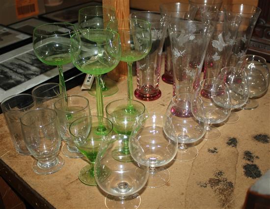 Qty drinking glassware(-)